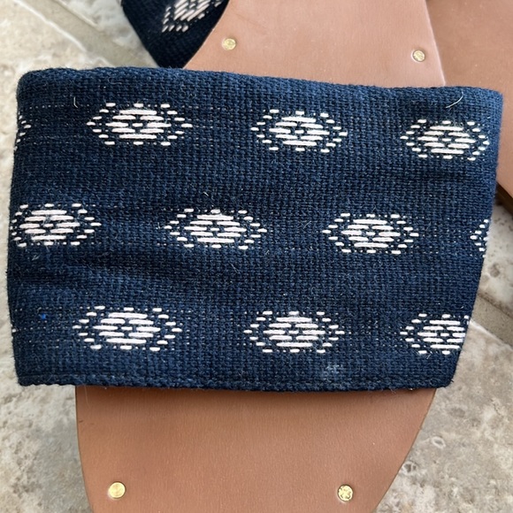 Madewell Flat Sandals - Picture 4 of 5